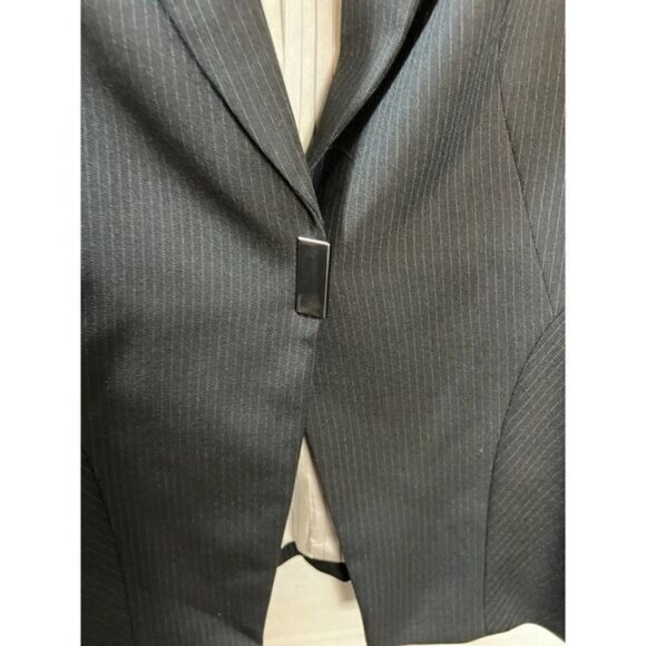 Tahari Black Straight-Cut Buttoned‎ Suit Jacket 6P NWOT - Picture 3 of 6